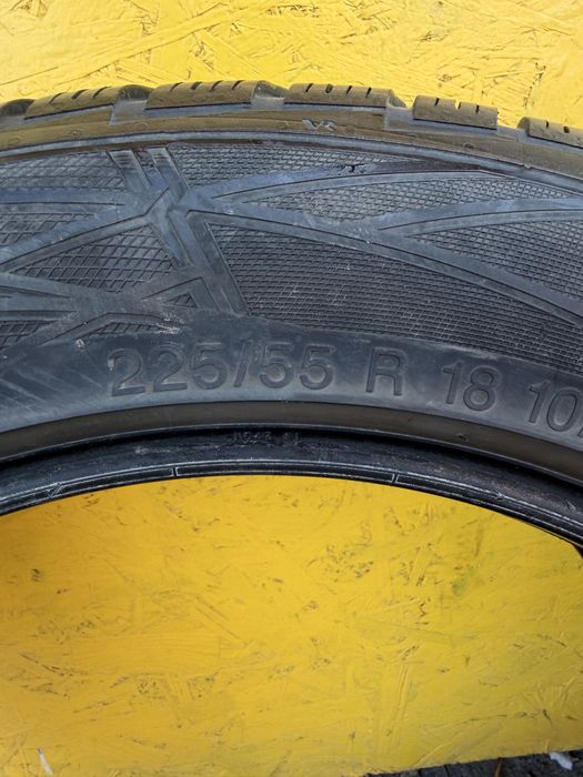 Шини Резина 225.55 R18 Vredstein Зима