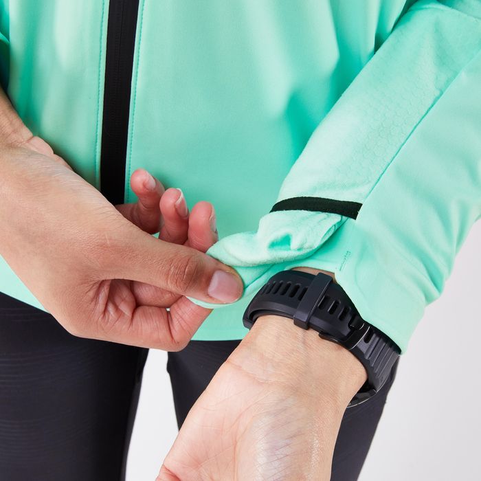 Casaco Quente de Corrida Mulher RUN 900 Warm Regul Verde-menta