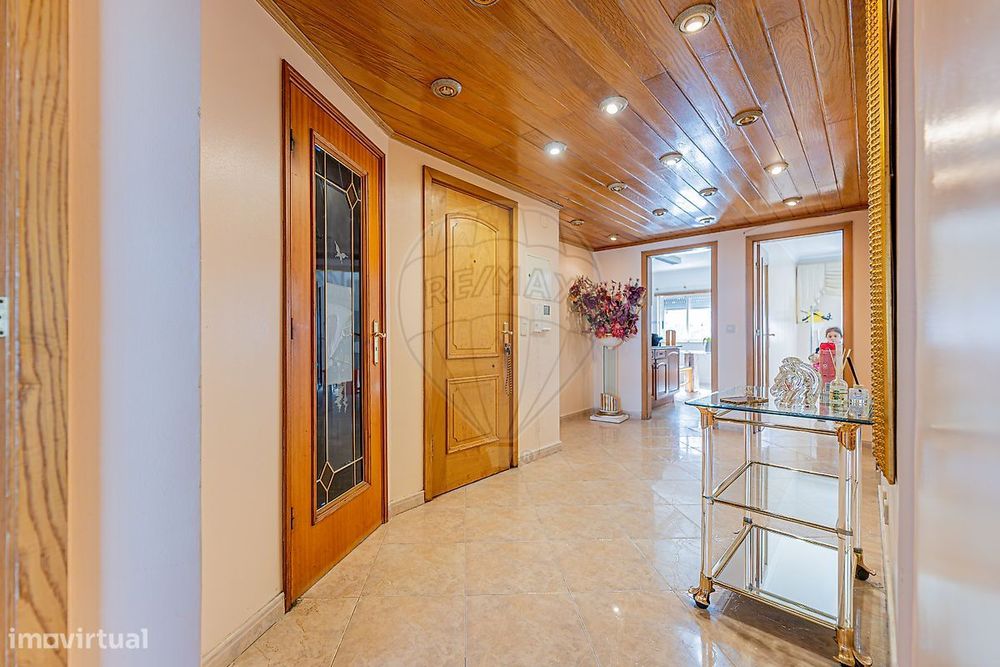 Apartamento T3 para venda — Corroios, Setúbal