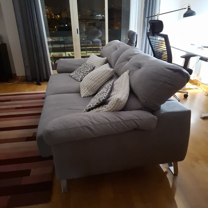 Sofá chaise longue cinza La Sénia