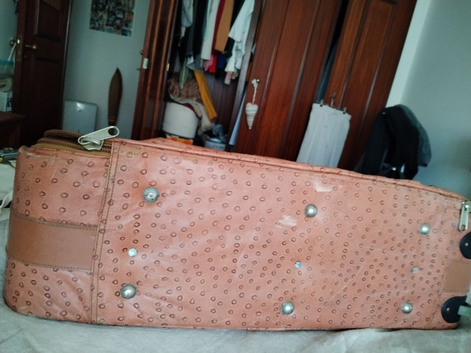 2 Malas de viagem em pele