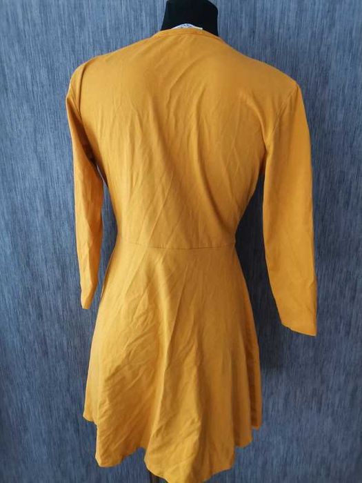 sukienka m/38 cena 18 zł