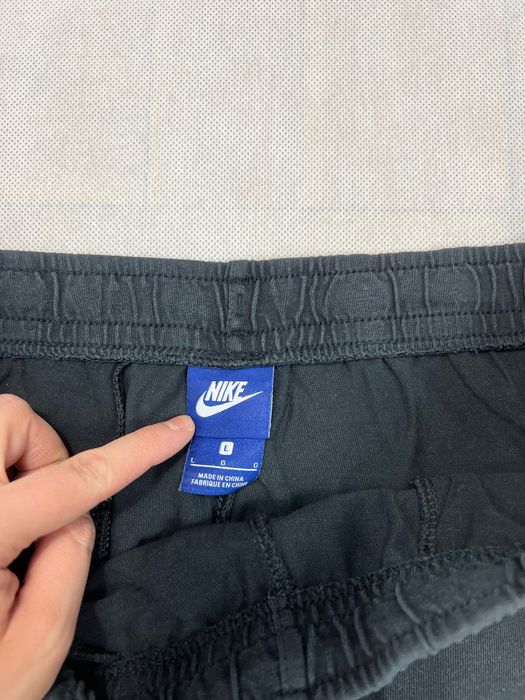Spodnie Nike L czarne