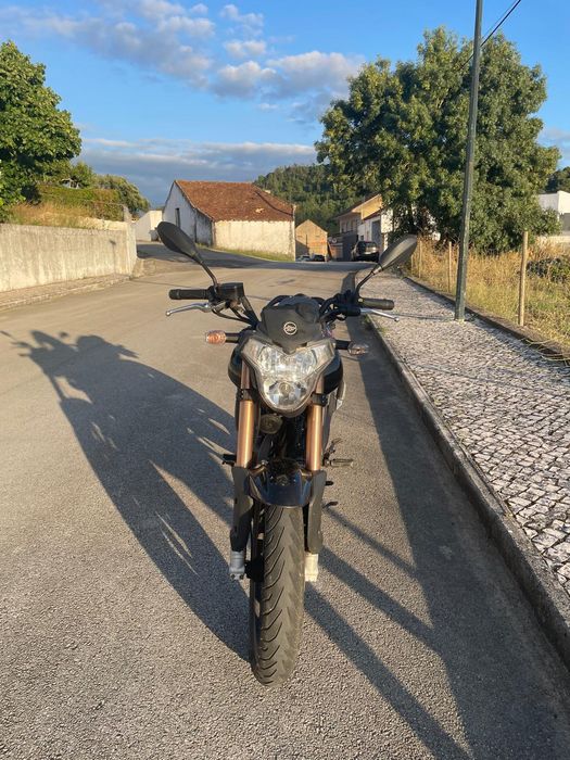 Keeway rkv 125cc [motor novo) Rio Maior • OLX.pt