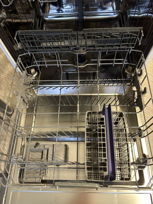 Посудомийна машина