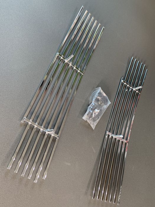 Хром накладки на решітку бампера Lexus GX