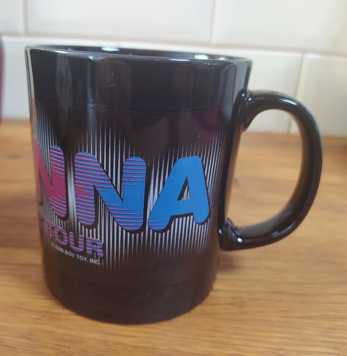 Caneca merchandising oficial Madonna