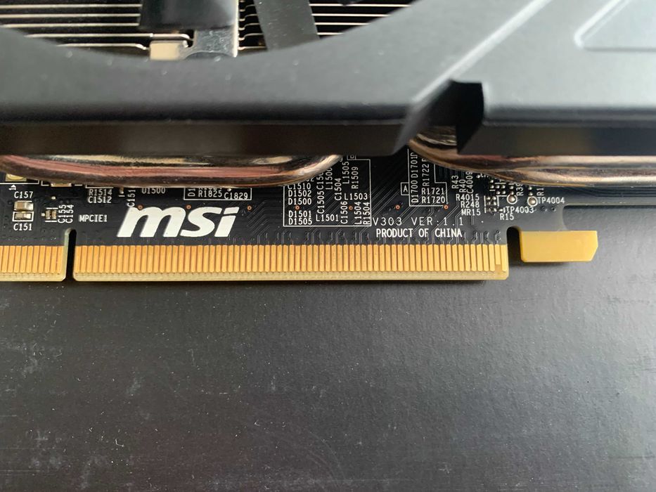 Gigabyte Radeon HD7950 3GB sprawna + MSI Radeon R9 270X 2GB