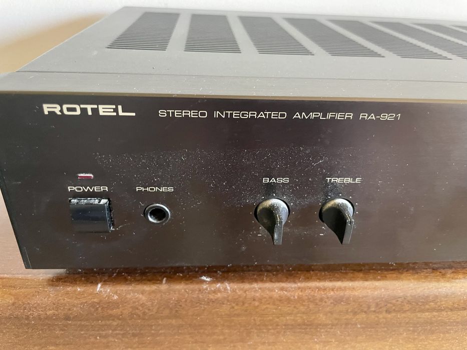 Wzmacniacz Rotel Ra  921