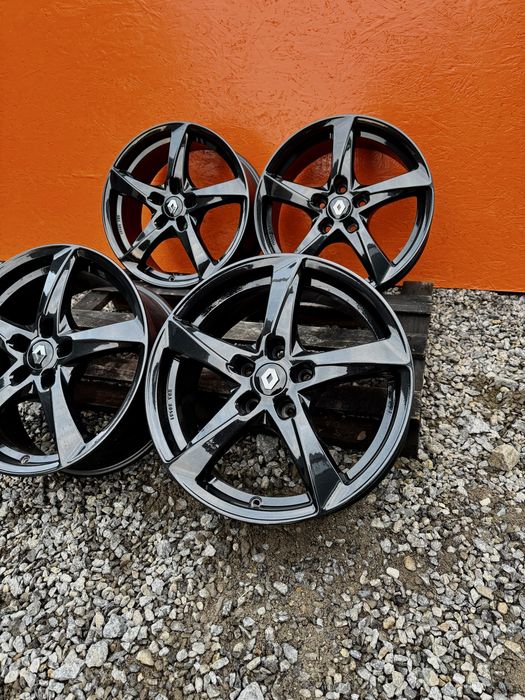 Диски R17 5.114,3 ET42 цо 66.1 рено меган 3 4 сценік ниссан  тойота