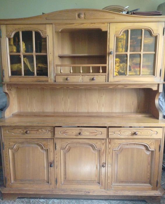 Kredens lite drewno sosonowe