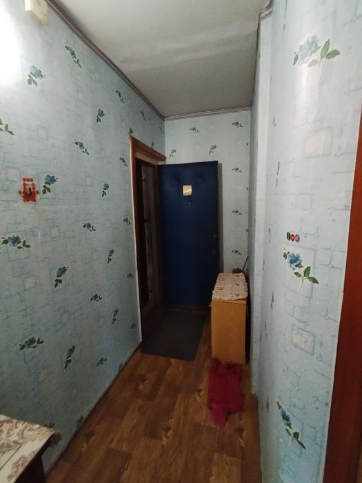 ВЛАСНИК!Продам  автономну  3 -к.квартиру зі свердловиною та опаленням.