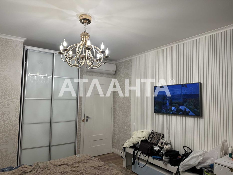 3 кімнатна квартира з євроремонтом у новому будинку