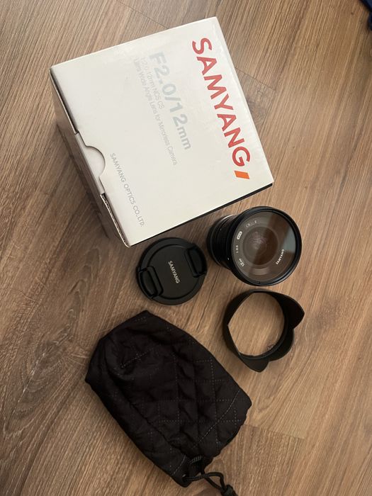 Lente Samyang 12 mm  f/2 NCS CS ( Sony e-mount)