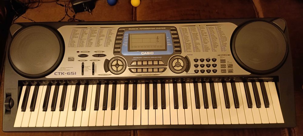 Organy elektroniczne CASIO CTK-651