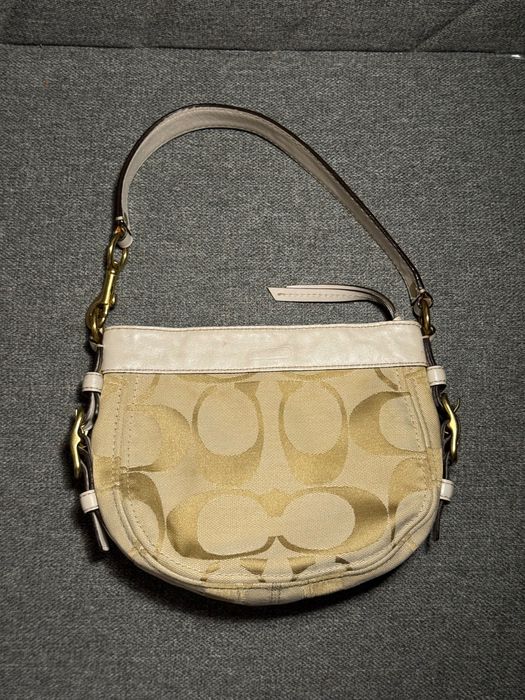 Coach Zoe Signature Hobo Bag