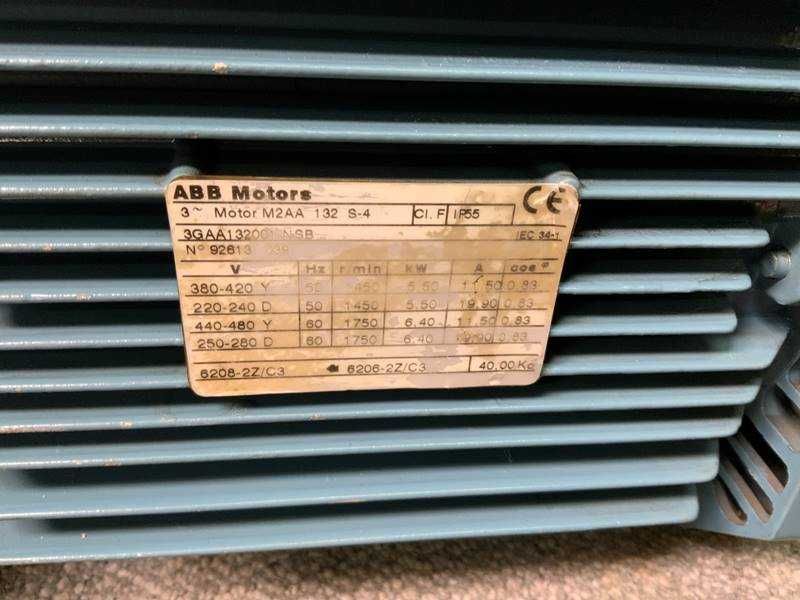 MOTOR TRIFÁSICo 5.5KW 7.5HP 400/690V  novo