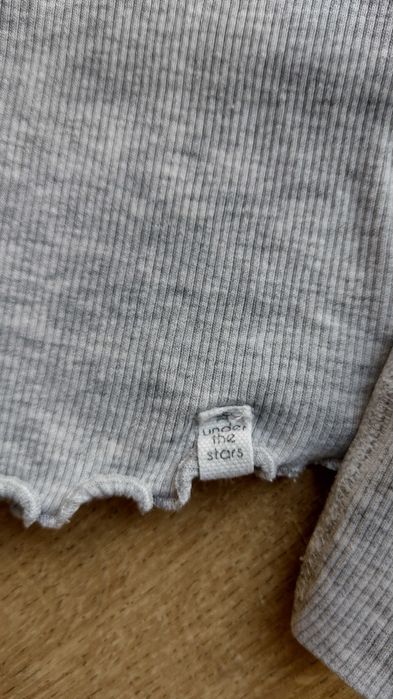 Longsleeve koszulka Next r. 134 (9 lat), kolor szary, stan BDB+.