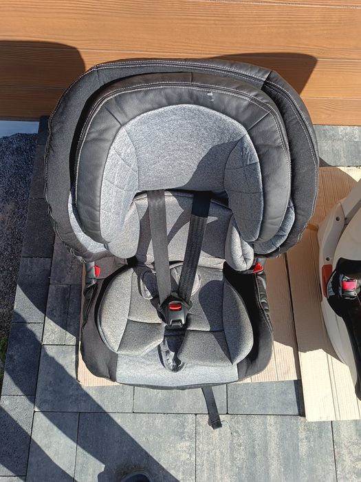 Fotelik samochodowy z isofixem