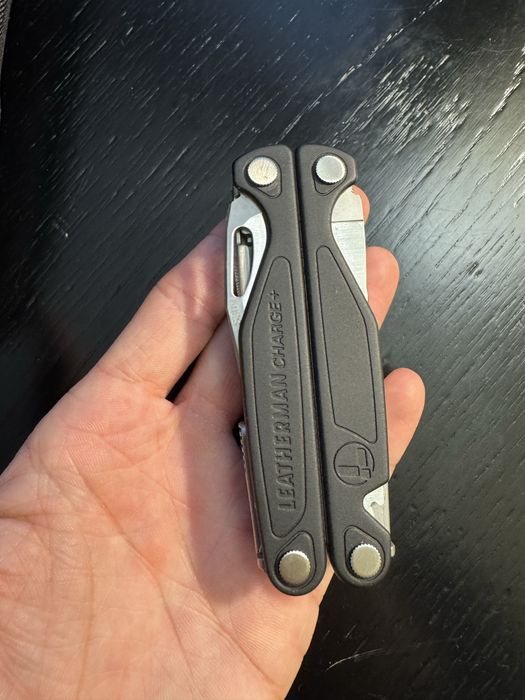 Leatherman charge AL s30v