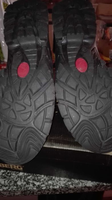 Botas homem BERG Impremeáveis, nunca usadas 45