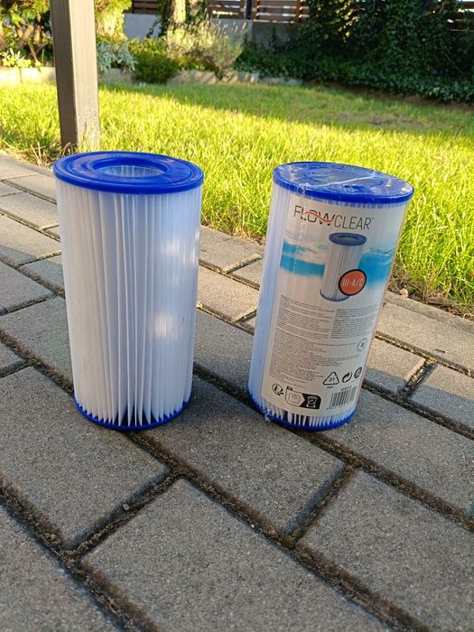 Filtr pompy basenowej