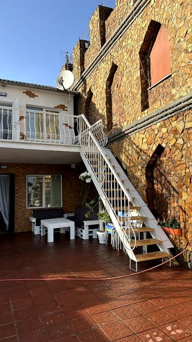 Сдам дом на самом берегу моря посуточно