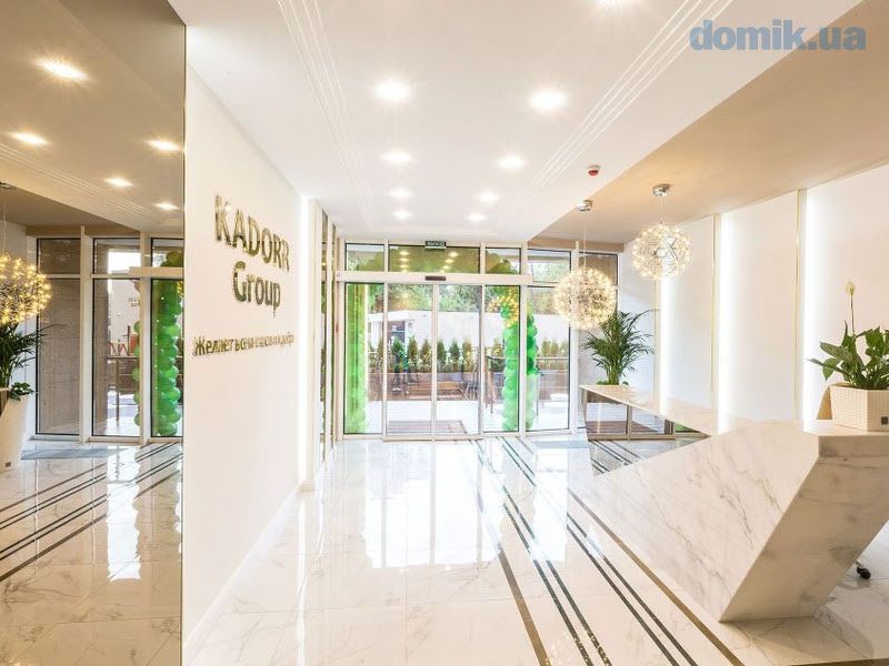 Посуточно квартира в Аркадии, Одесса. King-size кровать. Паркинг