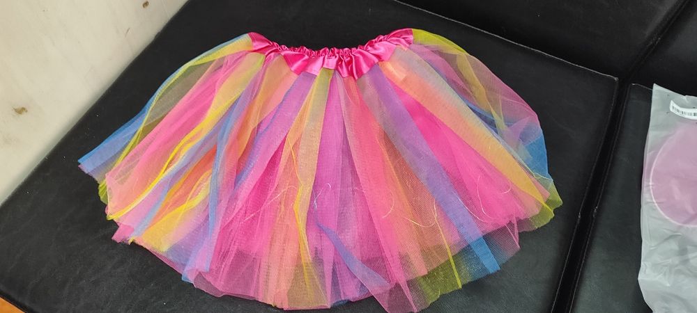 Saia tule colorida c luzes