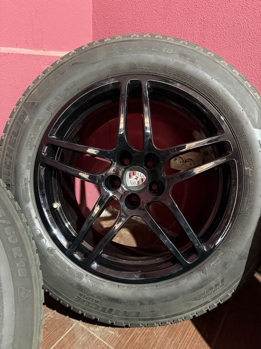 Продам диски с резиной 4шт. 255/55/R18