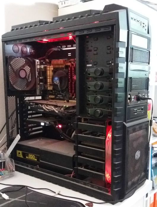 Cooler Master HAF X