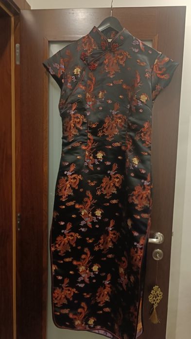 Bonito Vestido de seda Chinês