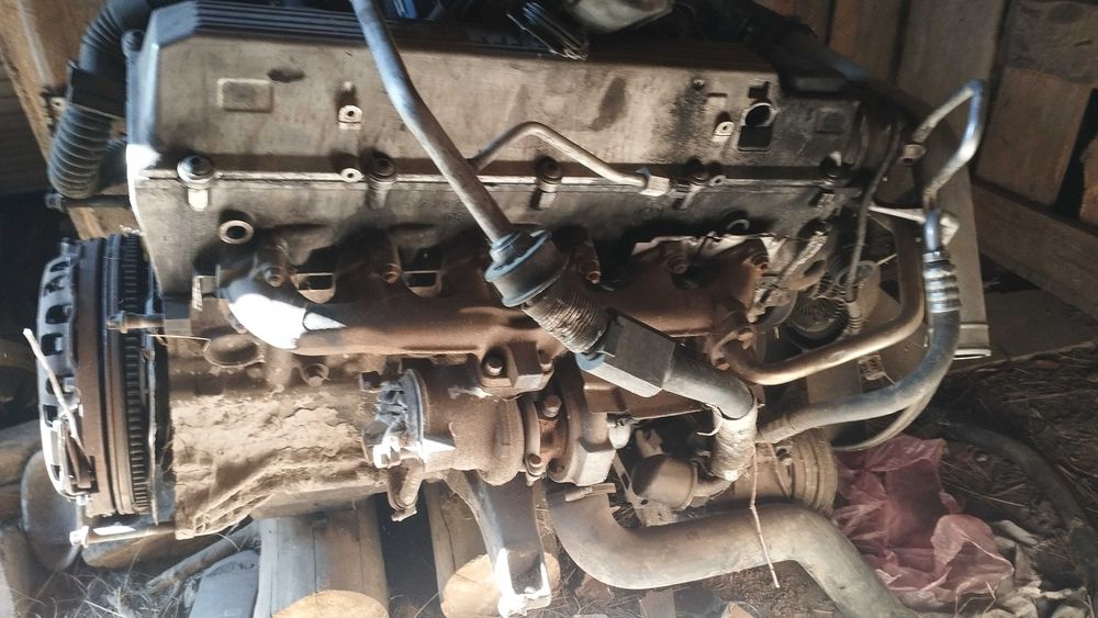 Автомобиль бмв 525 Е39