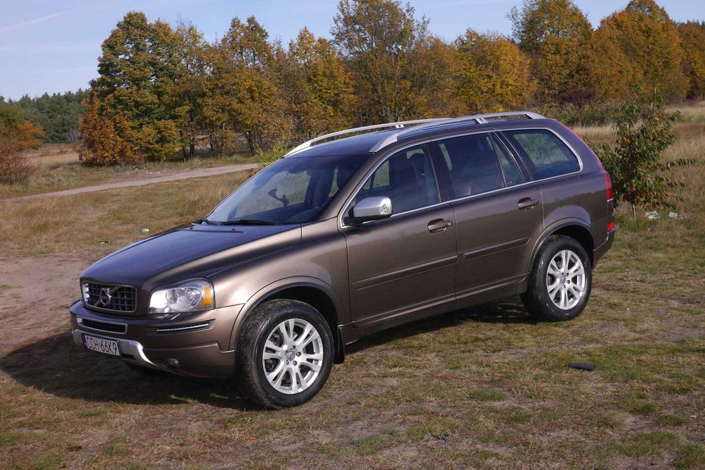 VOLVO XC90 D5 summum 2,4L 200KM