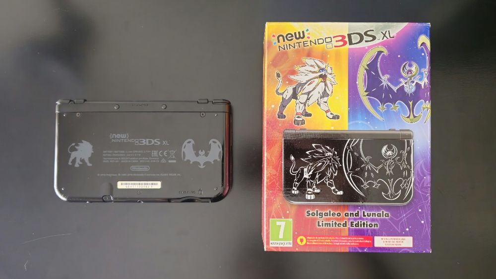 New Nintendo 3ds XL - Solgaleo / Lunala Limited Edition