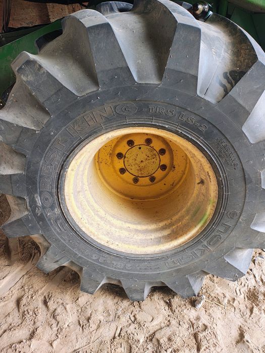 Opona 28L-26 Nokian Forest King lub całe koła