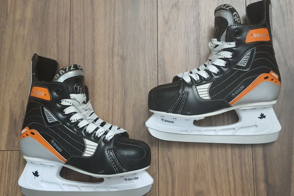 Łyżwy hokejowe rozmiar 39