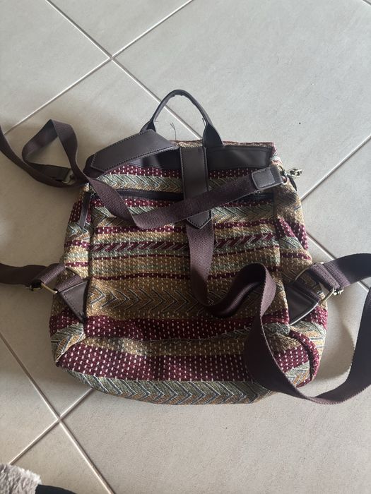 Mochila Misako fecho atras