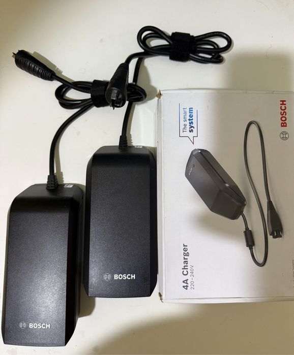 Зарядний пртстрій Bosch електровелосиреда smart system