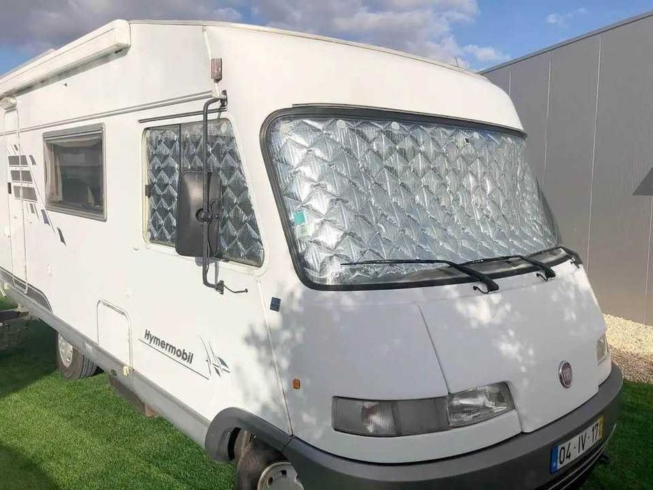 Autocaravana Hymer Integral 2.8 - 6 Lugares Livrete