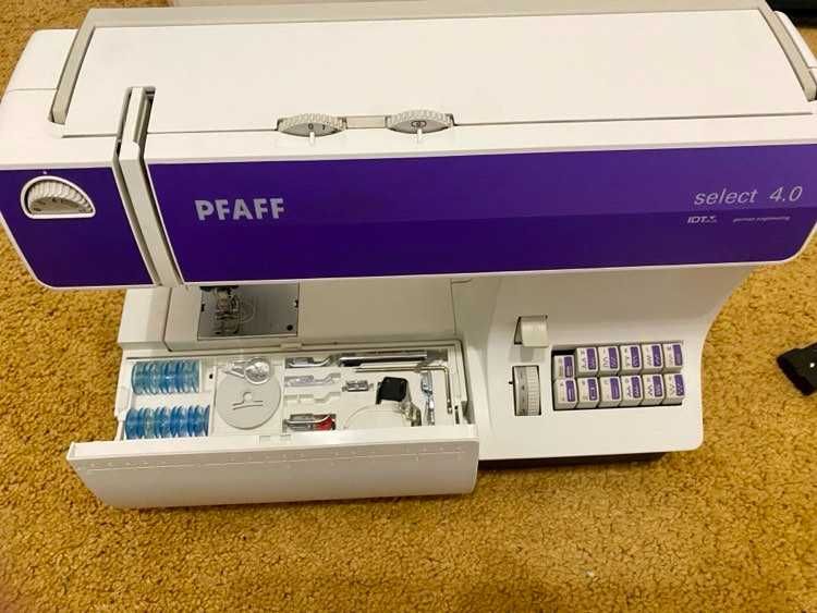 Швейна машина Pfaff  Select 4.0