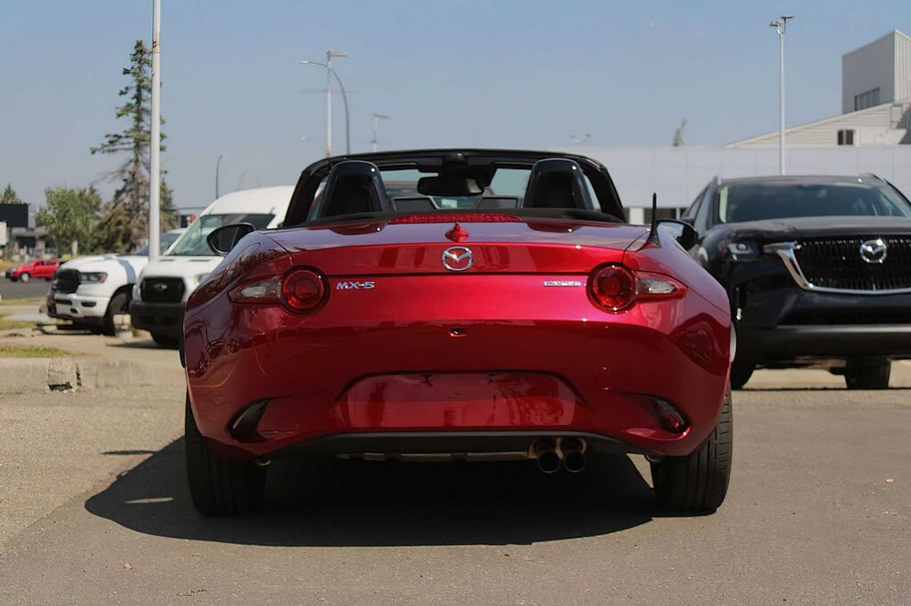 Mazda MX-5 Miata GT      2021