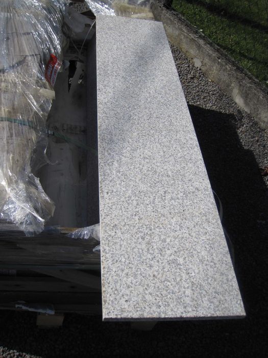 schody ,parapety granitowe 150x33x2 cm