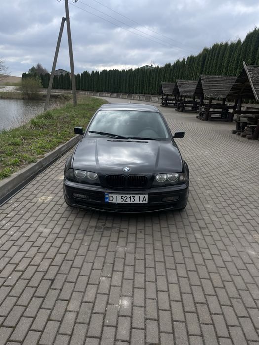 Продам  бмв е 46