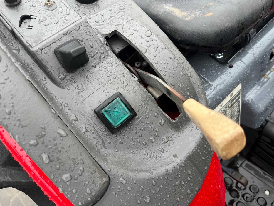 Японський тракторYANMAR AF18D