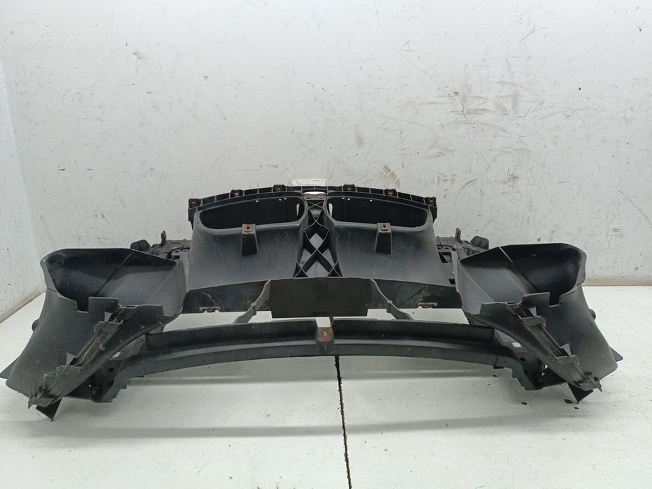 Mascara frente - BMW 1 (E87) | 03 - 13