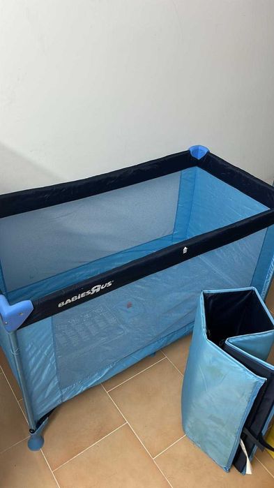 Vendo Parque / Berço / Cama de Viagem marca BabysRus
