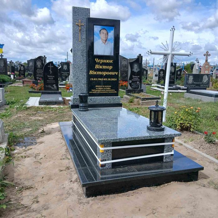 Пам'ятники виготовлення