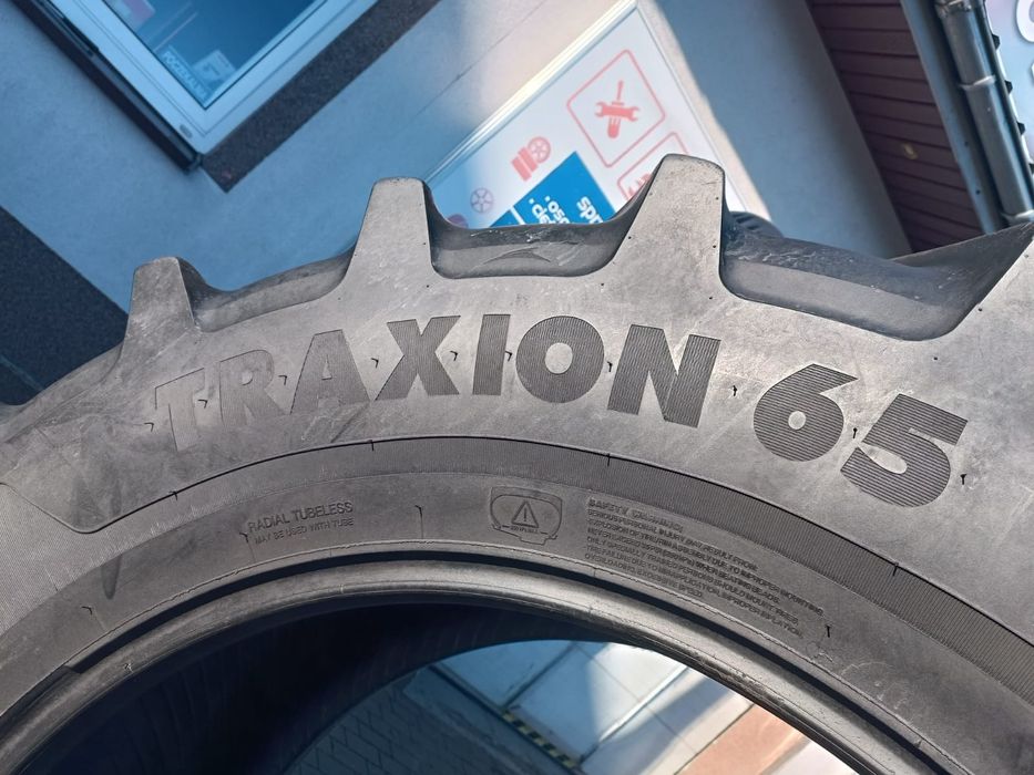 650/65R42 Vredestein Traxion 65