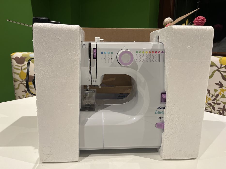 Maszyna do szycia łucznik Lena 2019